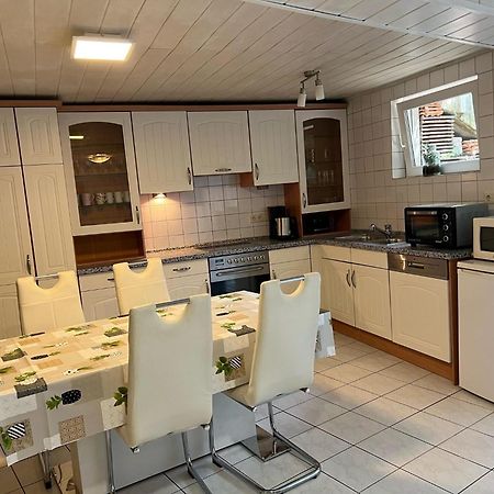 Linh'S Ferienwohnung Saarburg Luaran gambar